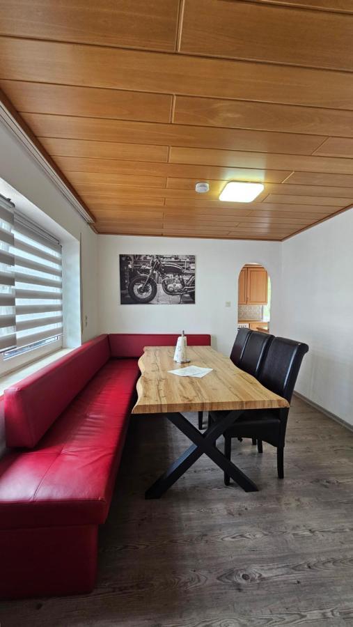 Haus Mitten In Herzen Von 군즈부르크 외부 사진